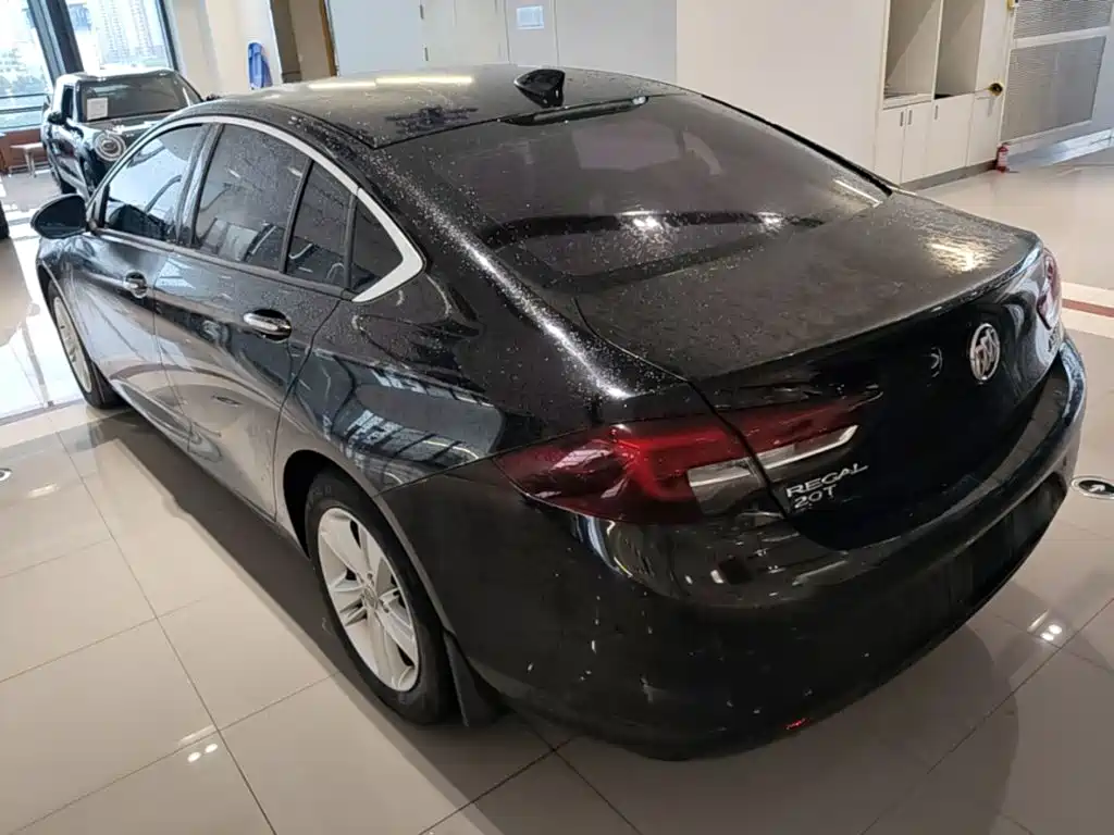 Buick Regal — миниатюра 5