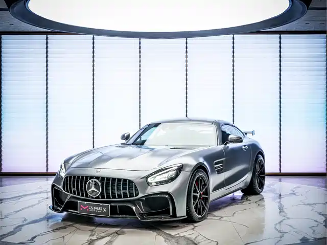MERCEDES-BENZ AMG GT