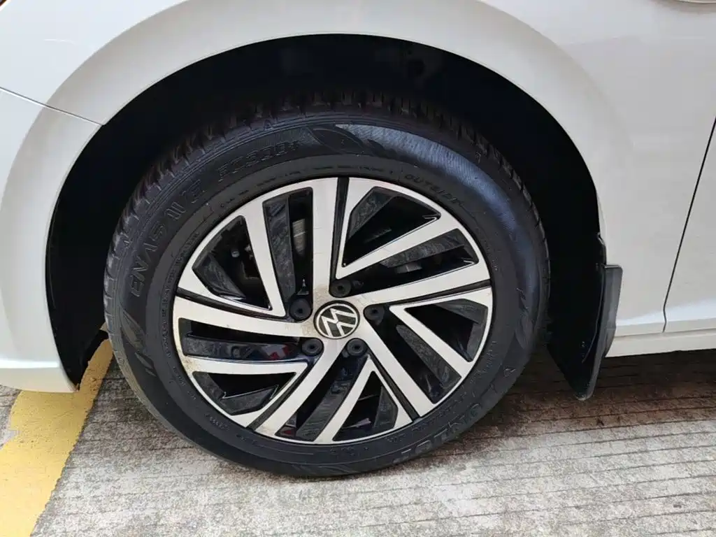 Volkswagen Lavida — миниатюра 23