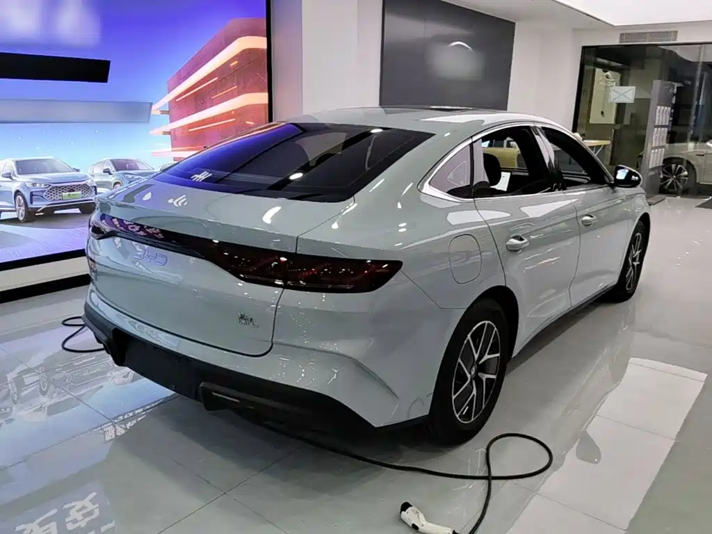 BYD Qin L — миниатюра 7