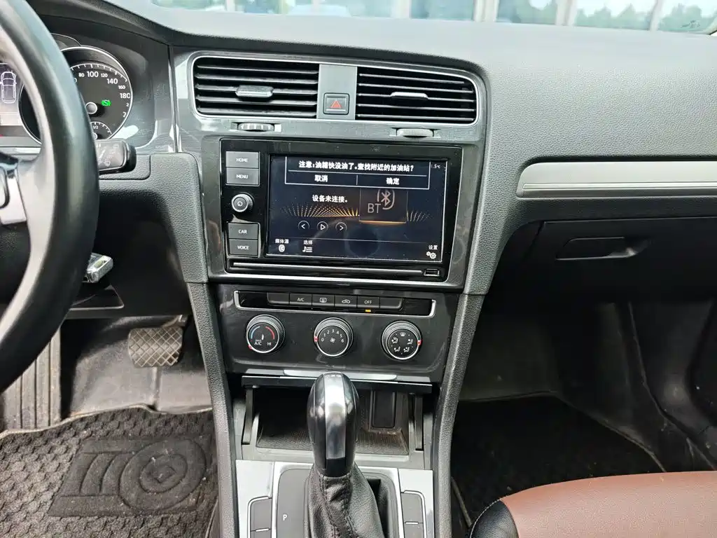 Volkswagen Golf — миниатюра 13
