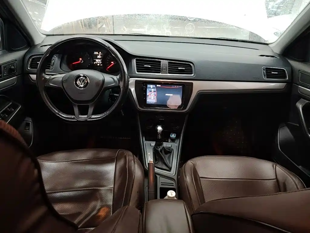Volkswagen Lavida — миниатюра 6