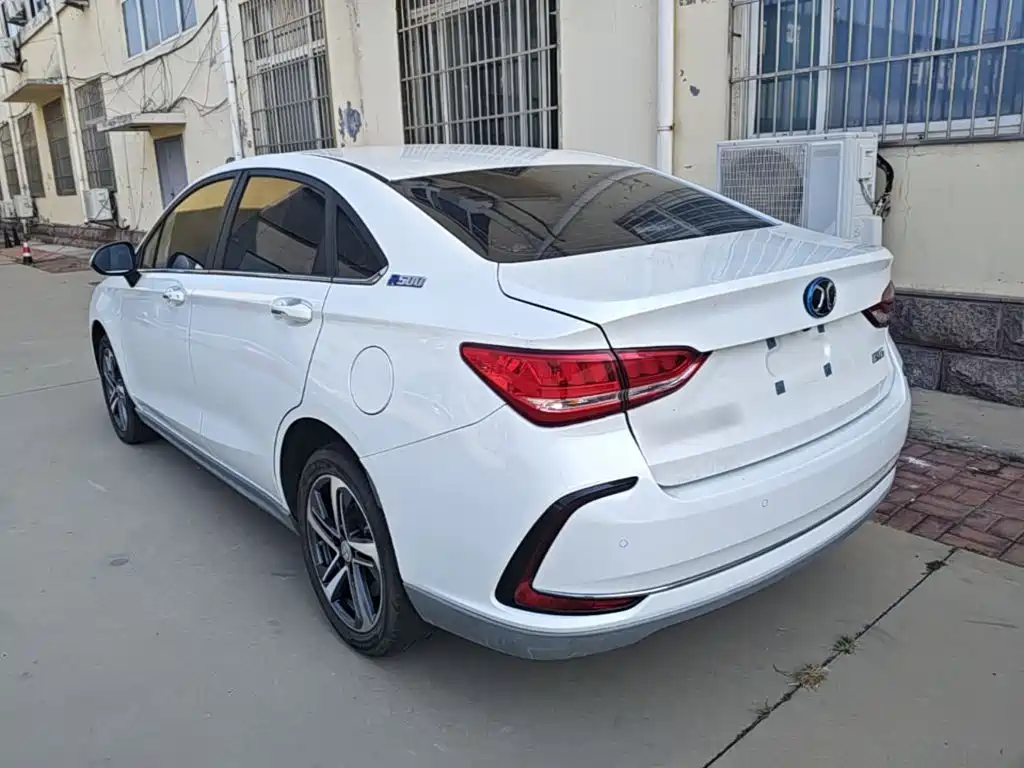 BAIC EU5 — миниатюра 23