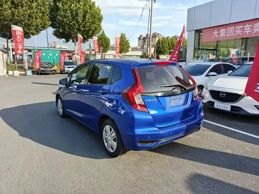 Honda Fit — миниатюра 4