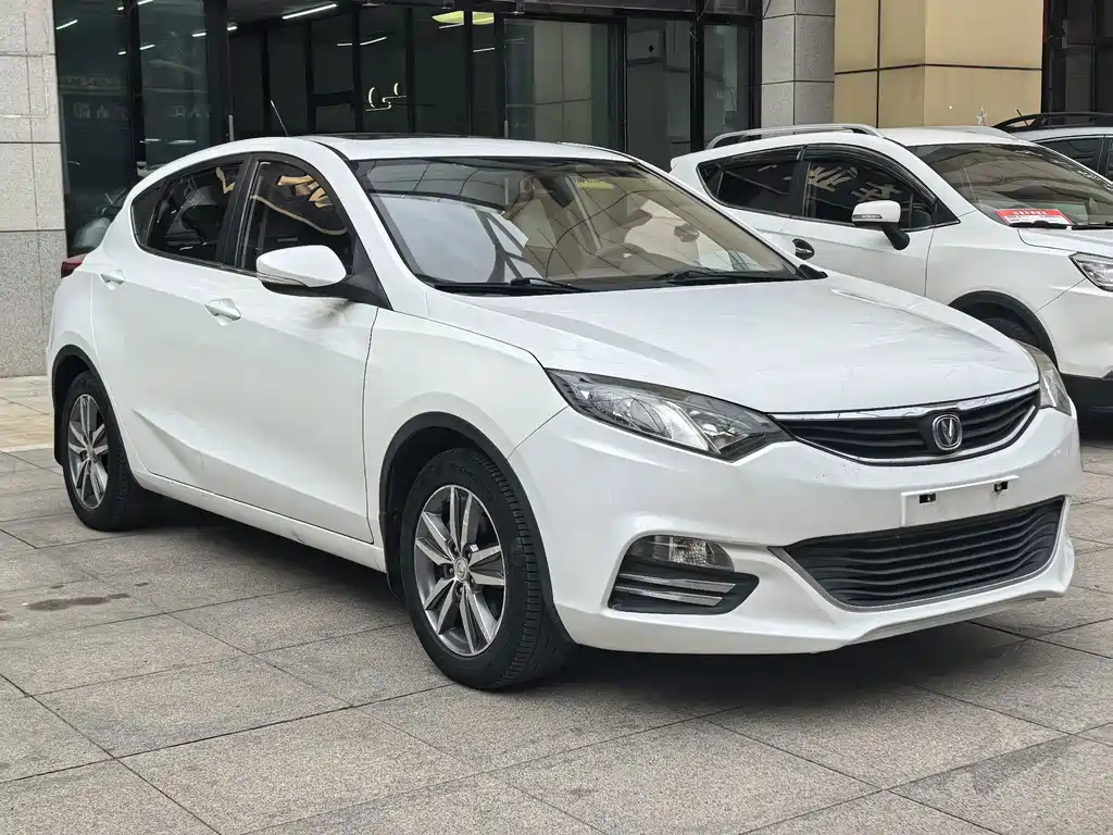 Changan Eado XT — миниатюра 3