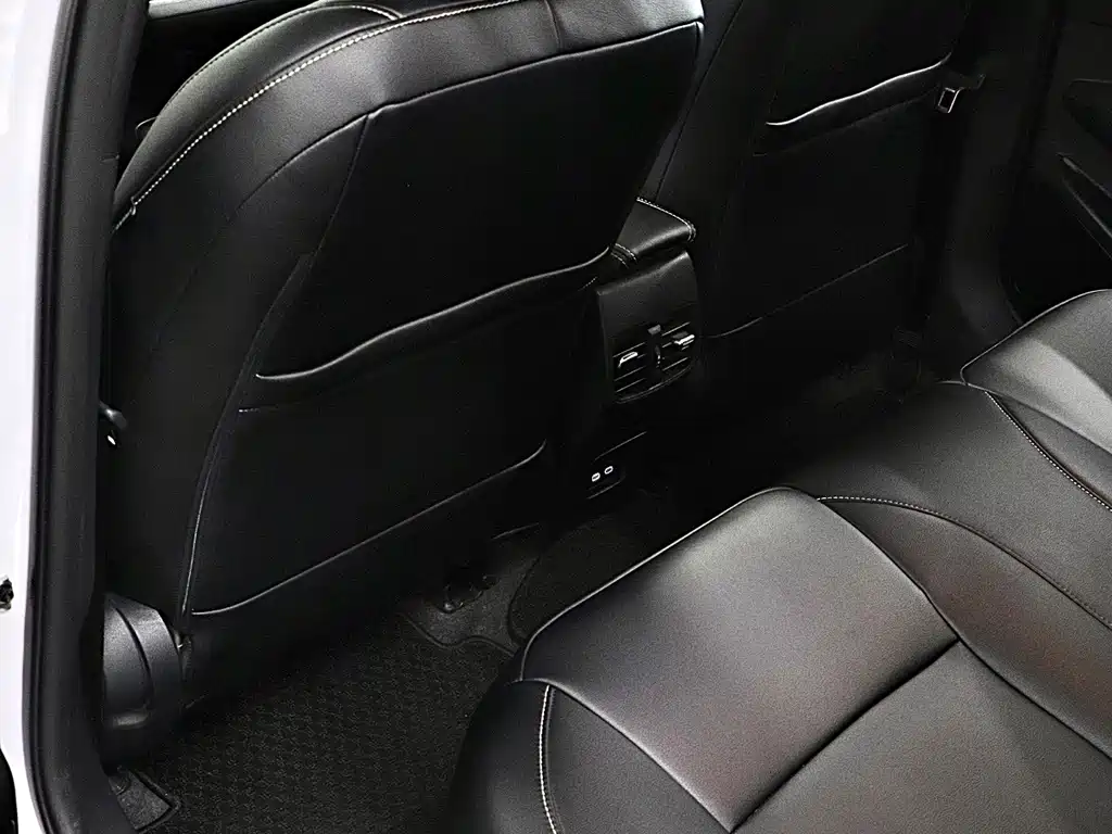Toyota Corolla — миниатюра 13