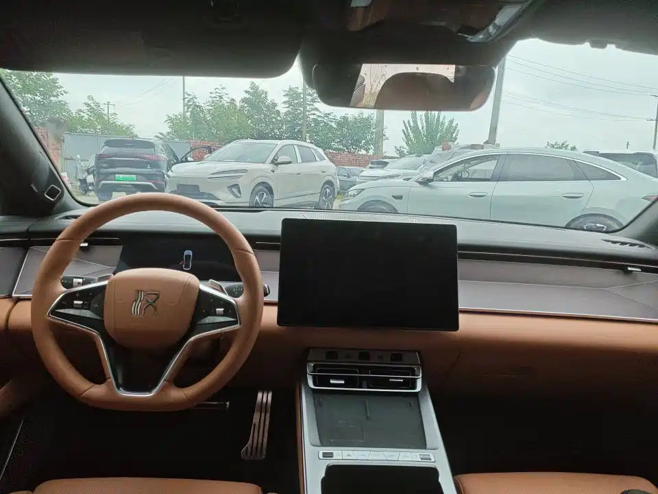 BYD Han L — миниатюра 7