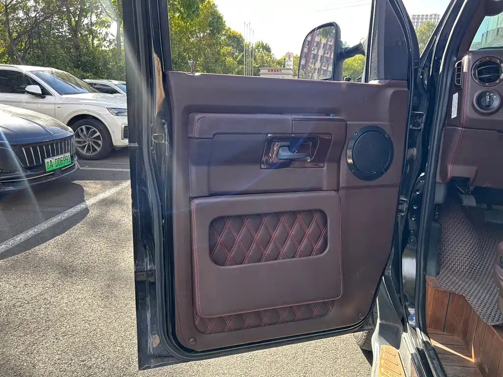 Ford E350 — миниатюра 7