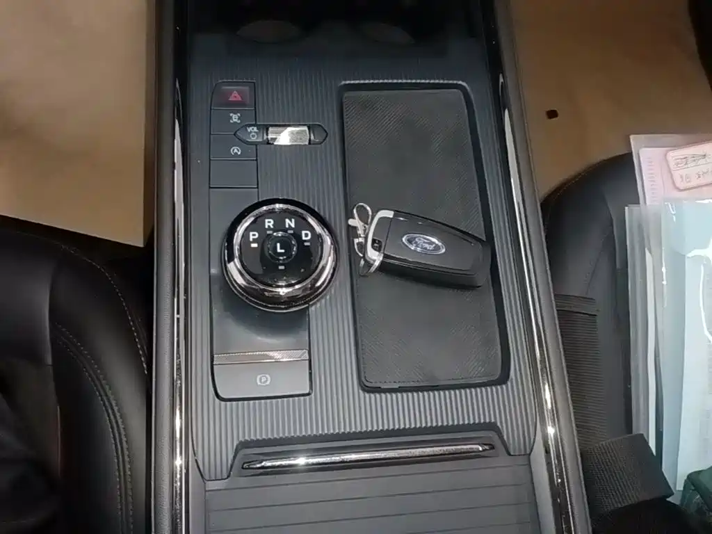 Ford Mondeo — миниатюра 14