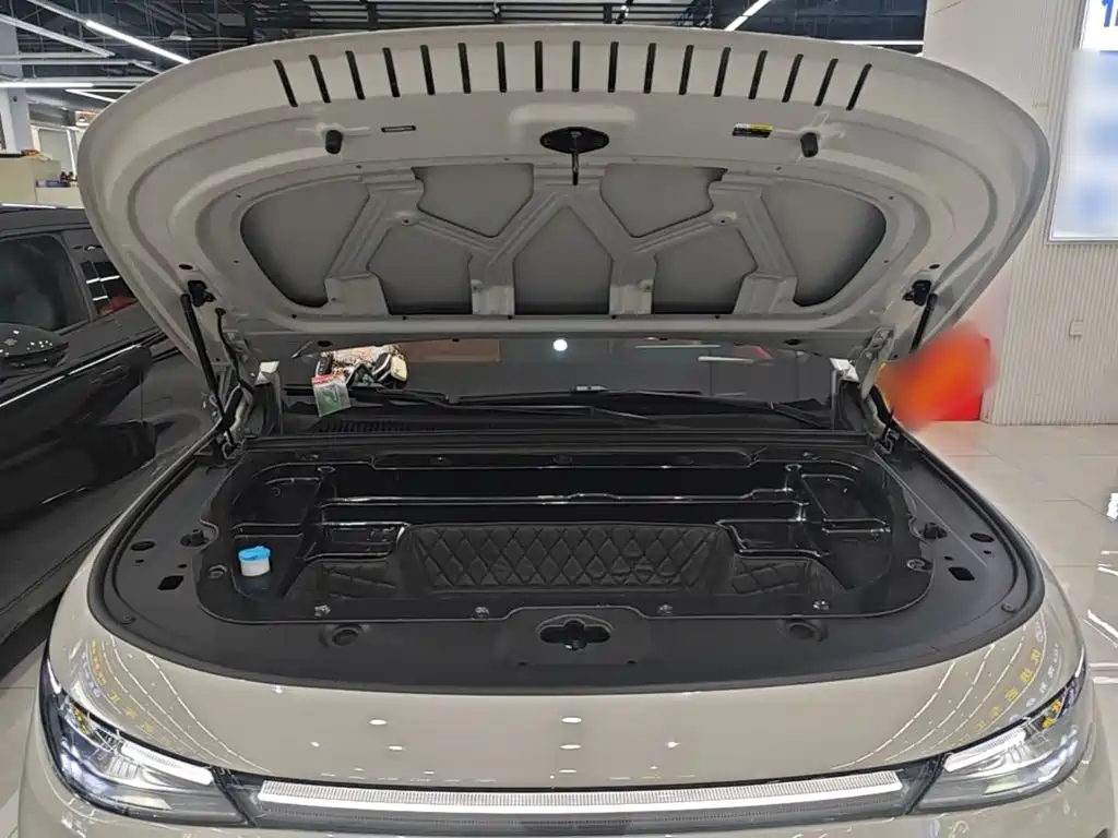 Leapmotor Leapmotor C10 — миниатюра 20