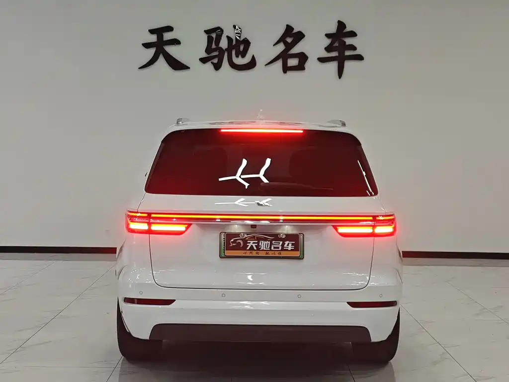 Li Auto Li ONE — миниатюра 22