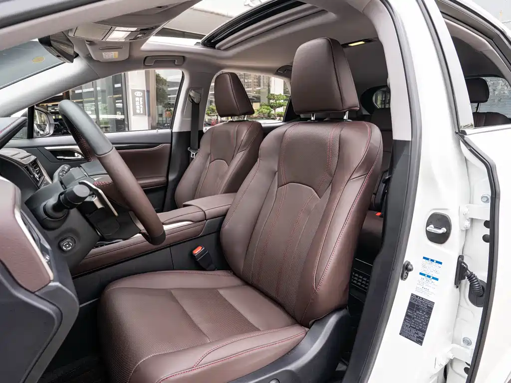 Lexus RX — миниатюра 11