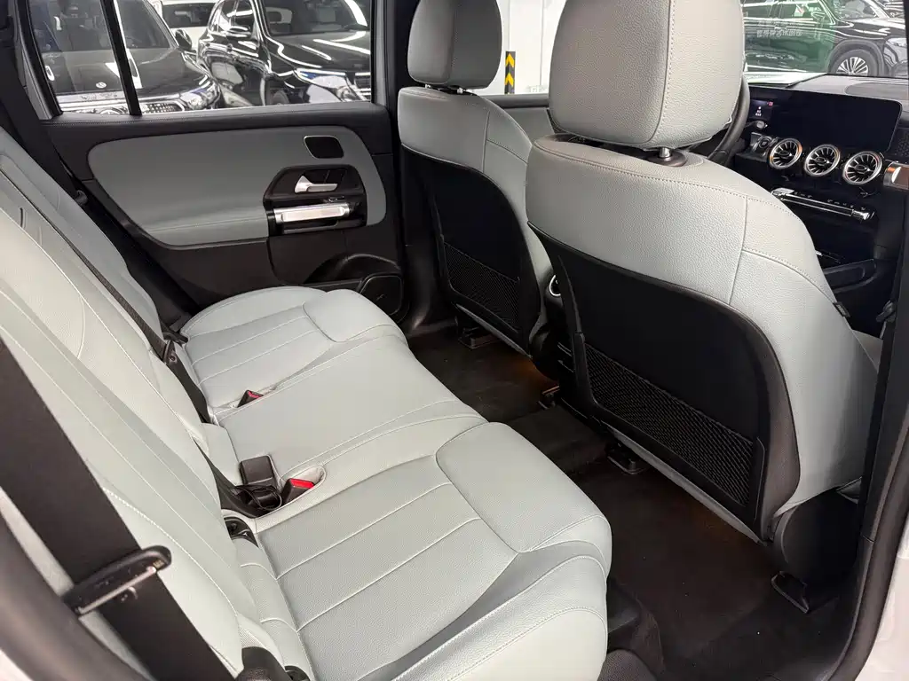 Mercedes-Benz EQB — миниатюра 7