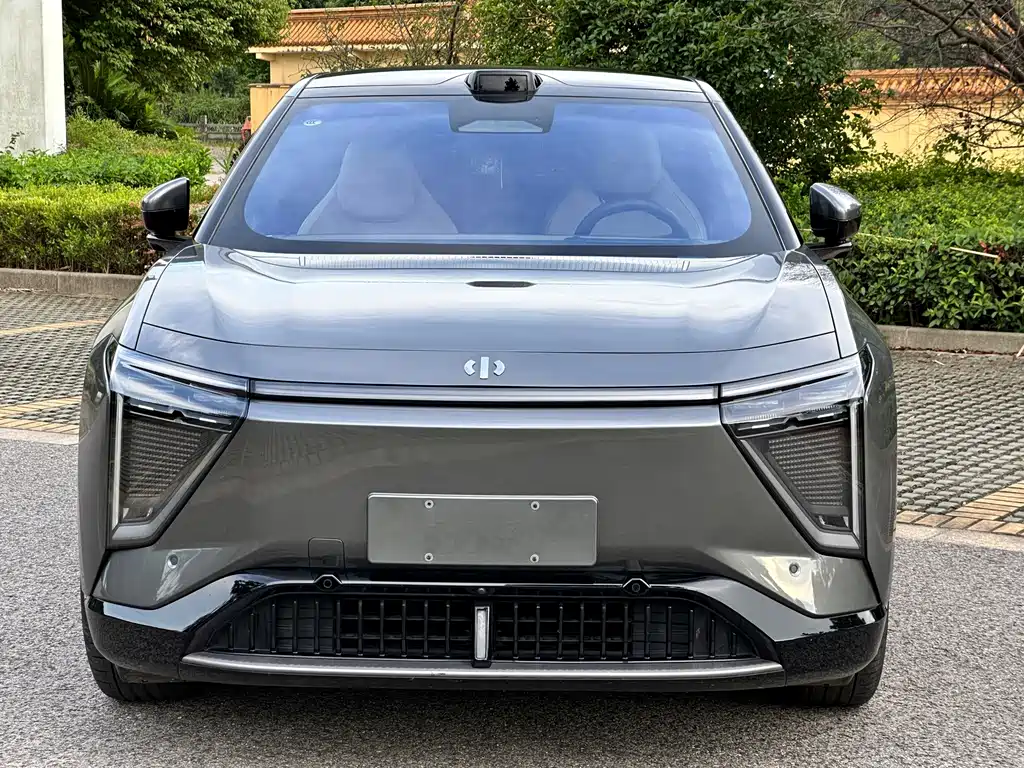 HiPhi HiPhi Y — миниатюра 2