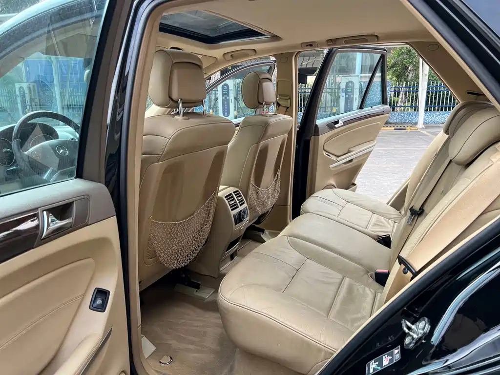 Mercedes-Benz M-Class — миниатюра 9