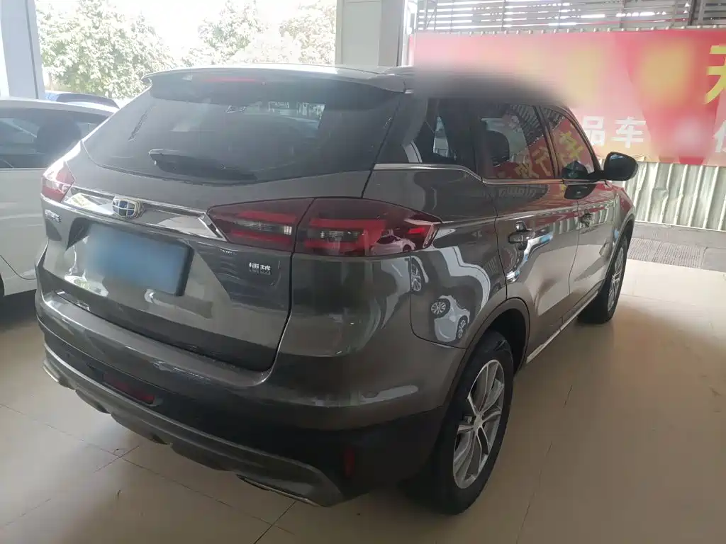 Geely Boyue — миниатюра 7