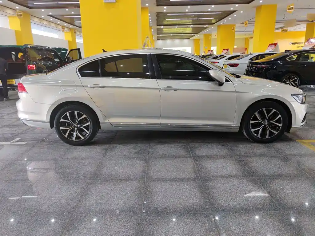 Volkswagen Magotan — миниатюра 5