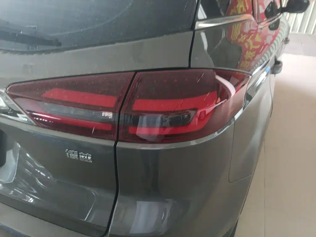 Geely Boyue — миниатюра 8
