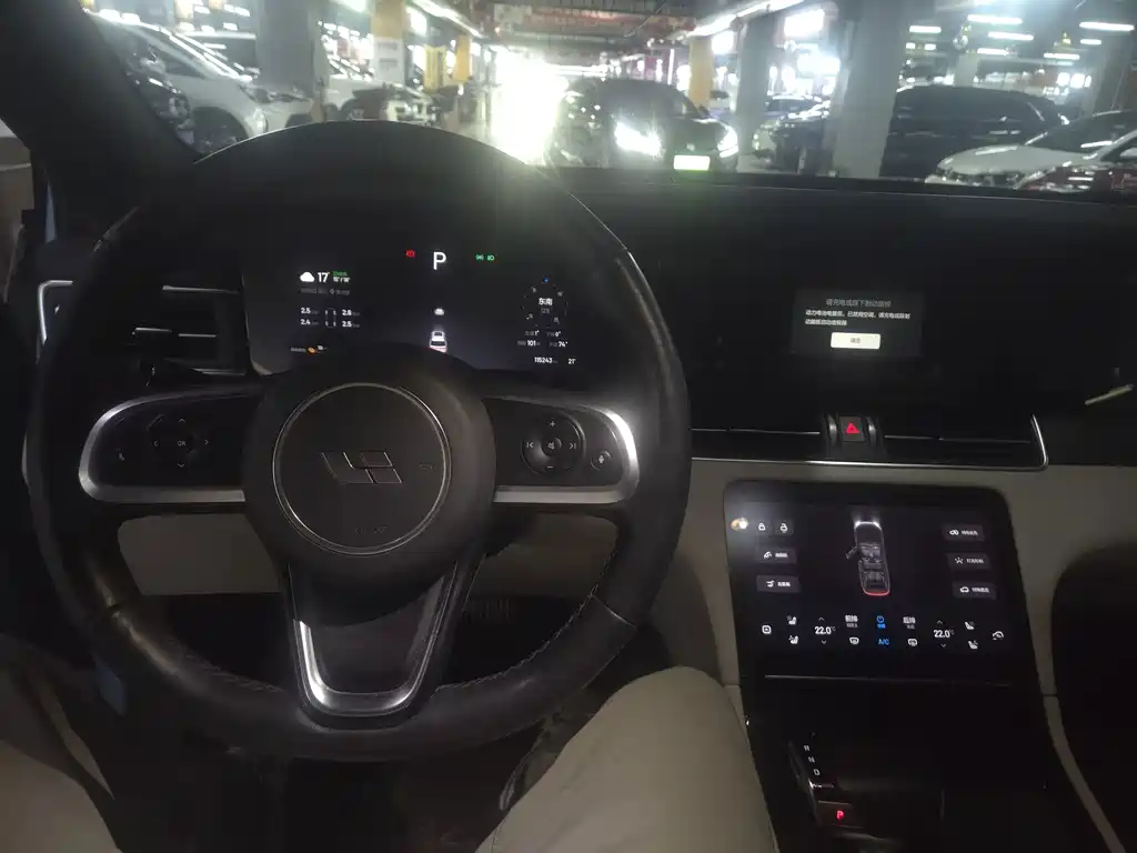 Li Auto Li ONE — миниатюра 6