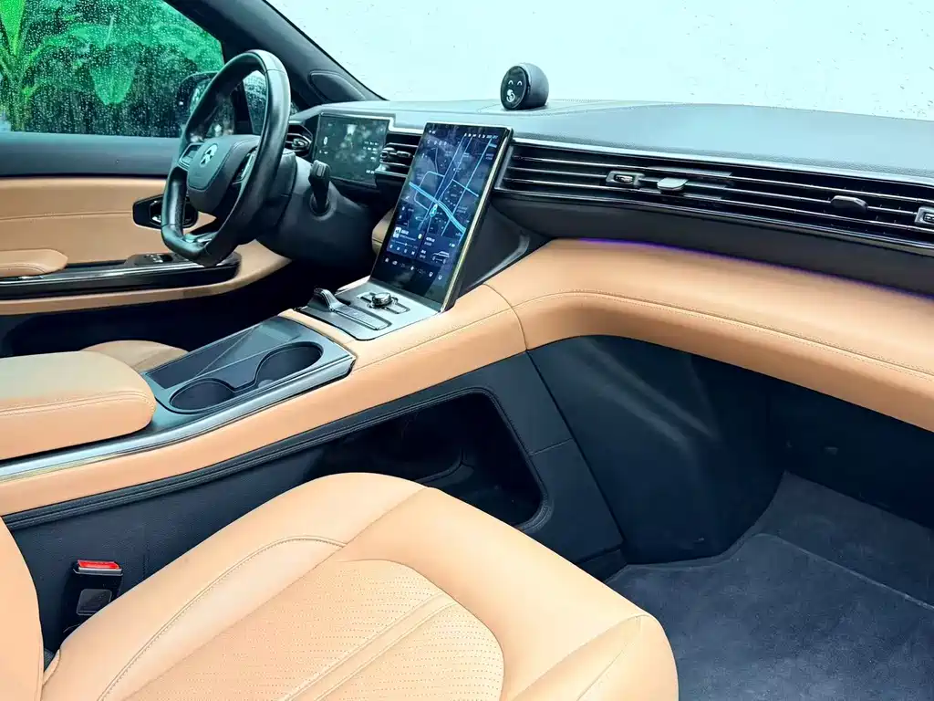 NIO ES6 — миниатюра 4