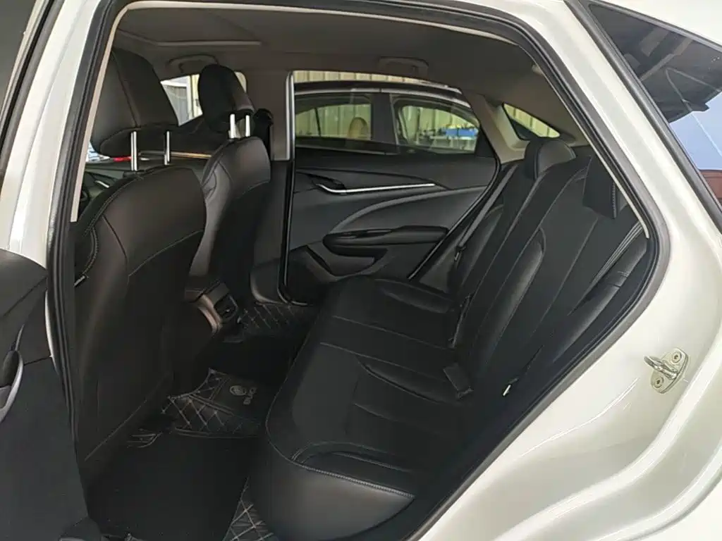 Buick Excelle — миниатюра 17