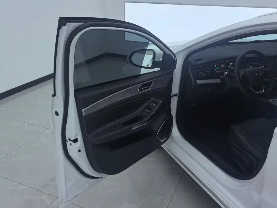 Chery Arrizo 5 PLUS — миниатюра 7