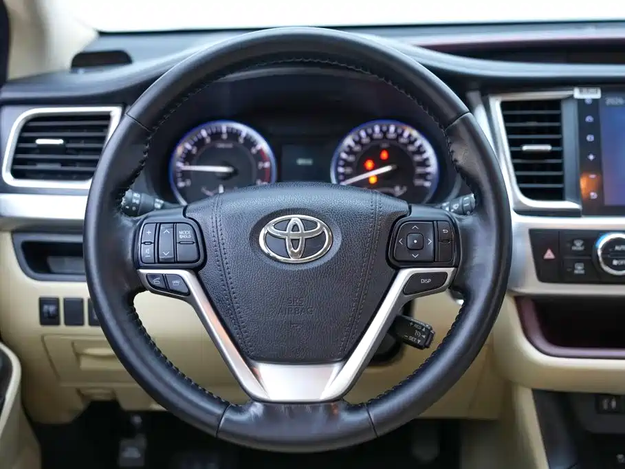 Toyota Highlander — миниатюра 12