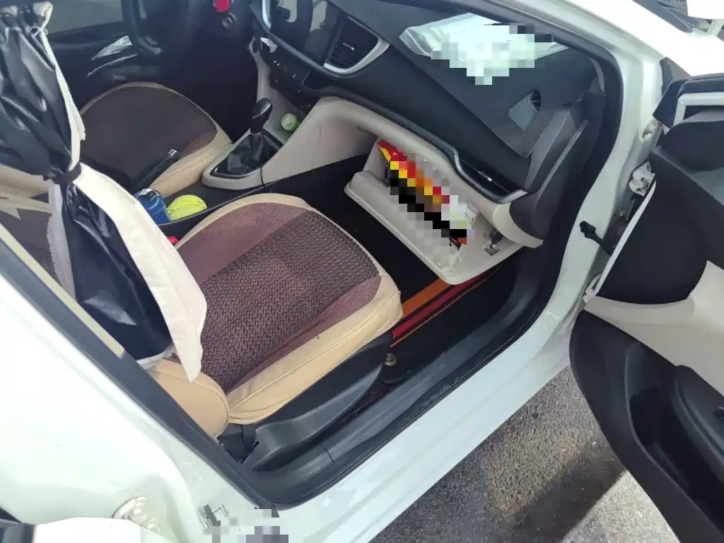Buick Excelle — миниатюра 19
