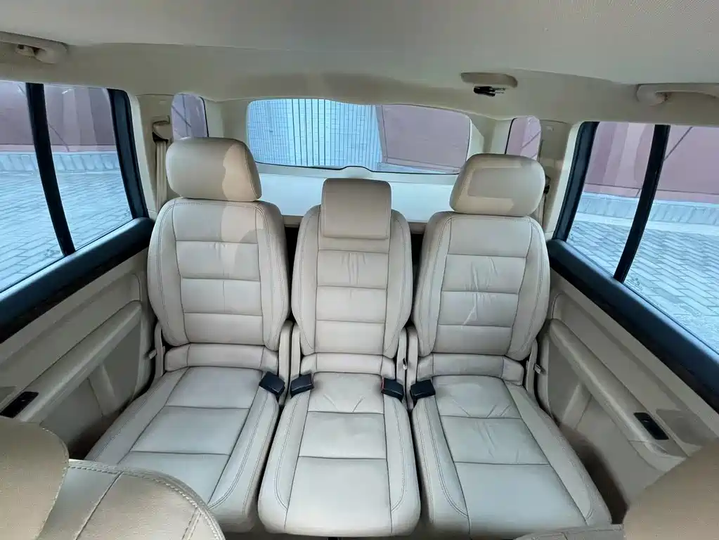 Volkswagen Touran — миниатюра 15
