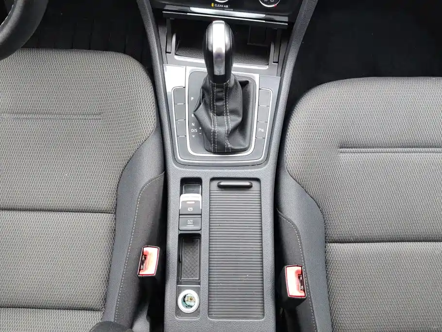 Volkswagen Golf — миниатюра 16