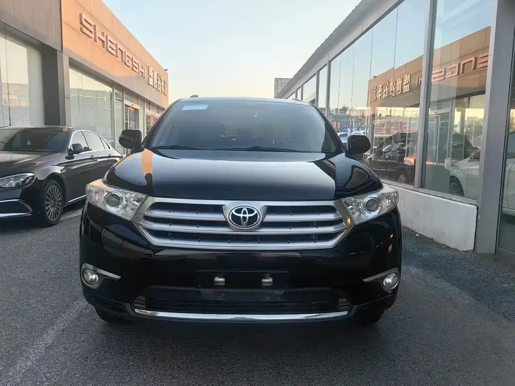 Toyota Highlander — миниатюра 2