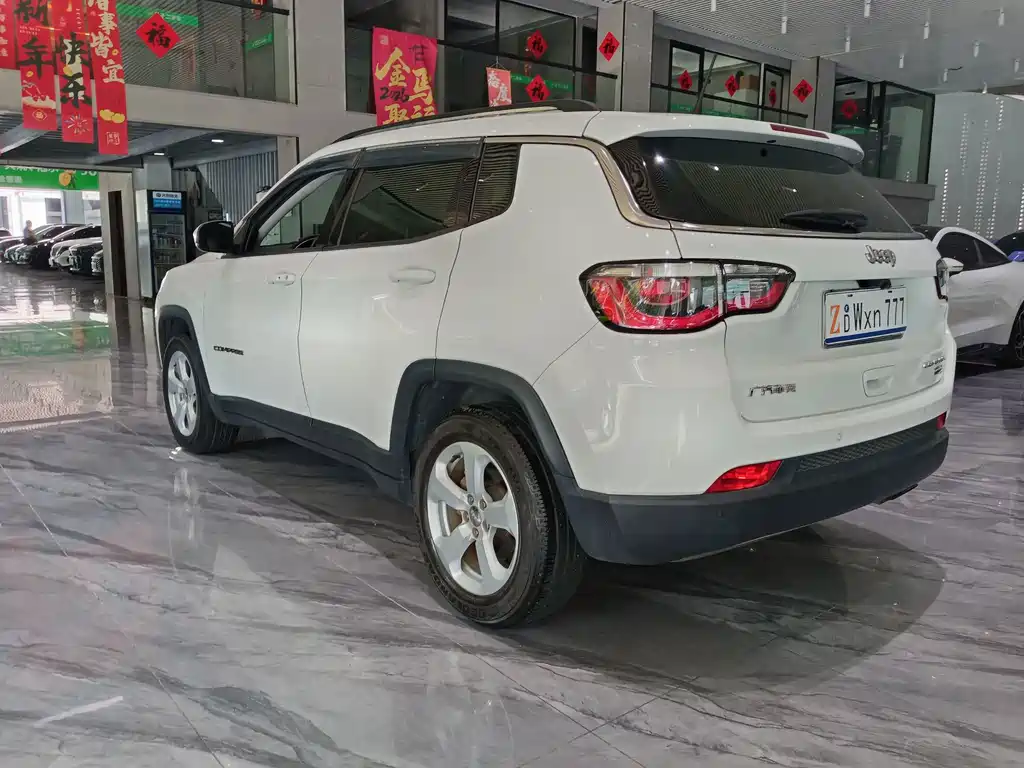 Jeep Compass — миниатюра 26