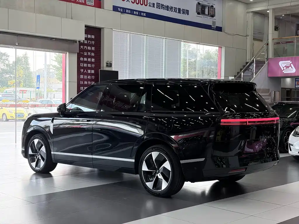 XPeng GX — миниатюра 5