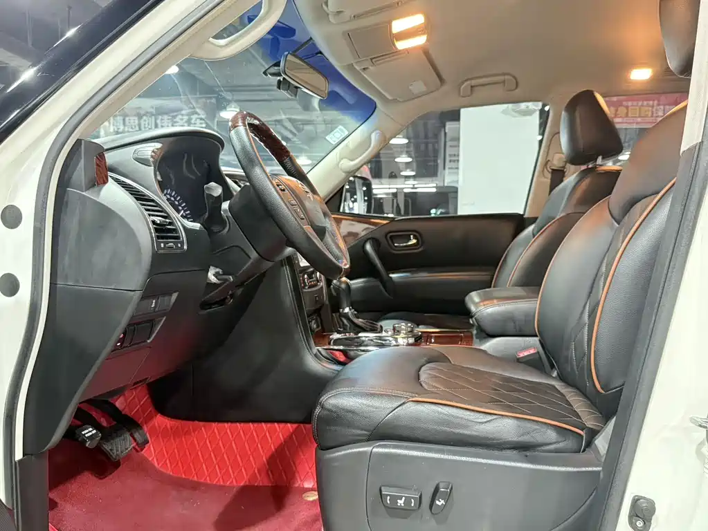 Nissan Patrol — миниатюра 4