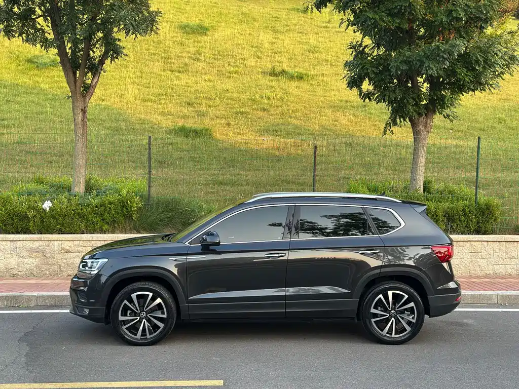 Volkswagen Tharu 2022 280TSI Luxury