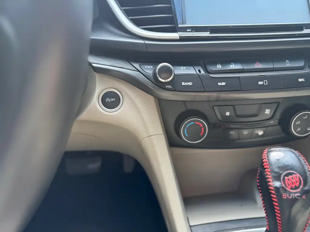Buick Excelle — миниатюра 13