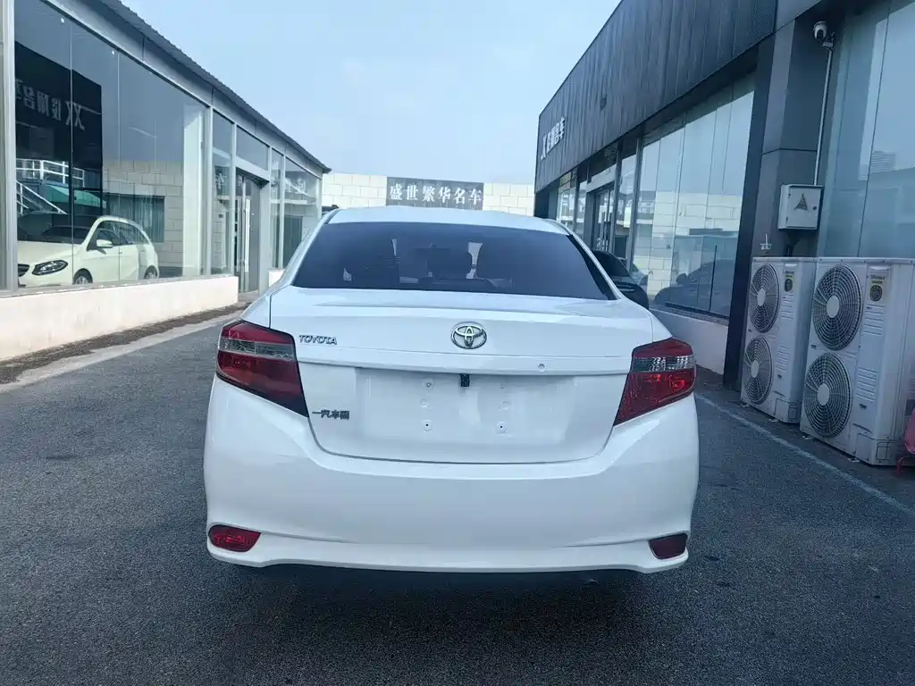Toyota Vios — миниатюра 5