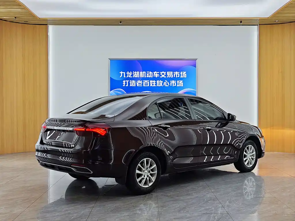 Geely Emgrand — миниатюра 5