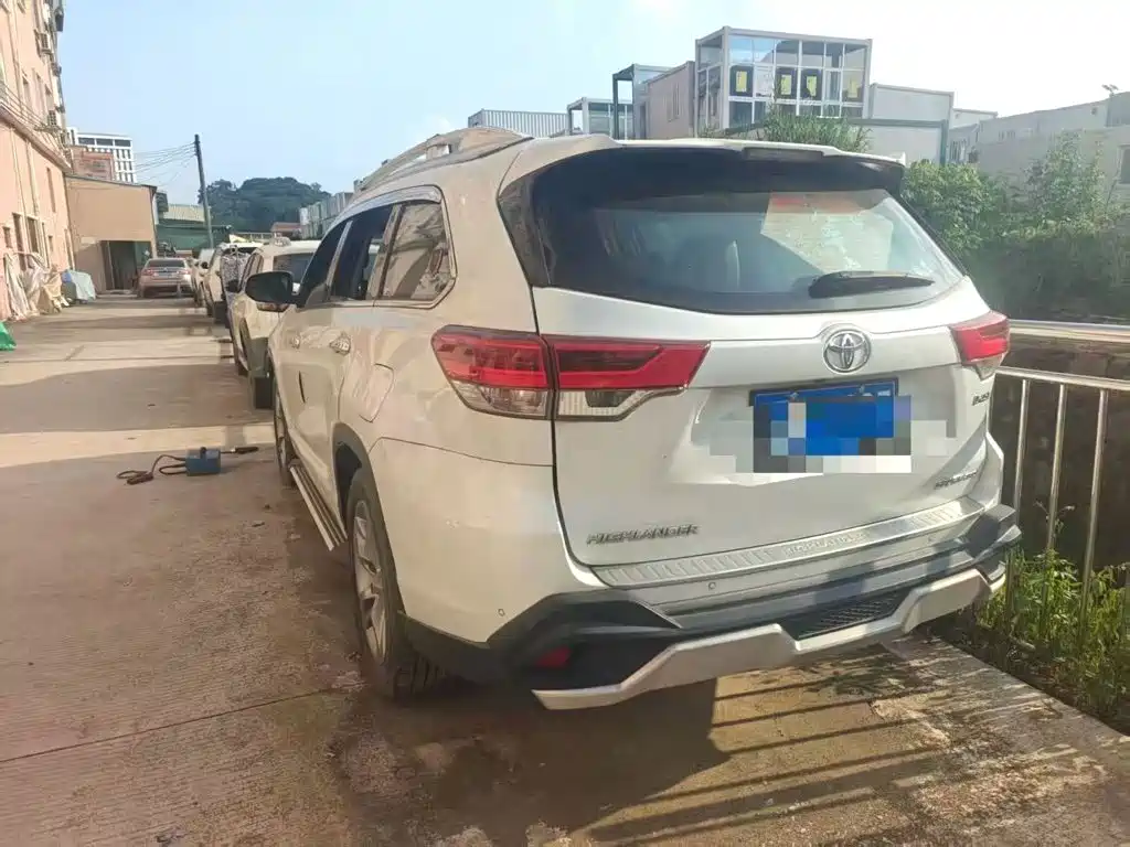 Toyota Highlander — миниатюра 4