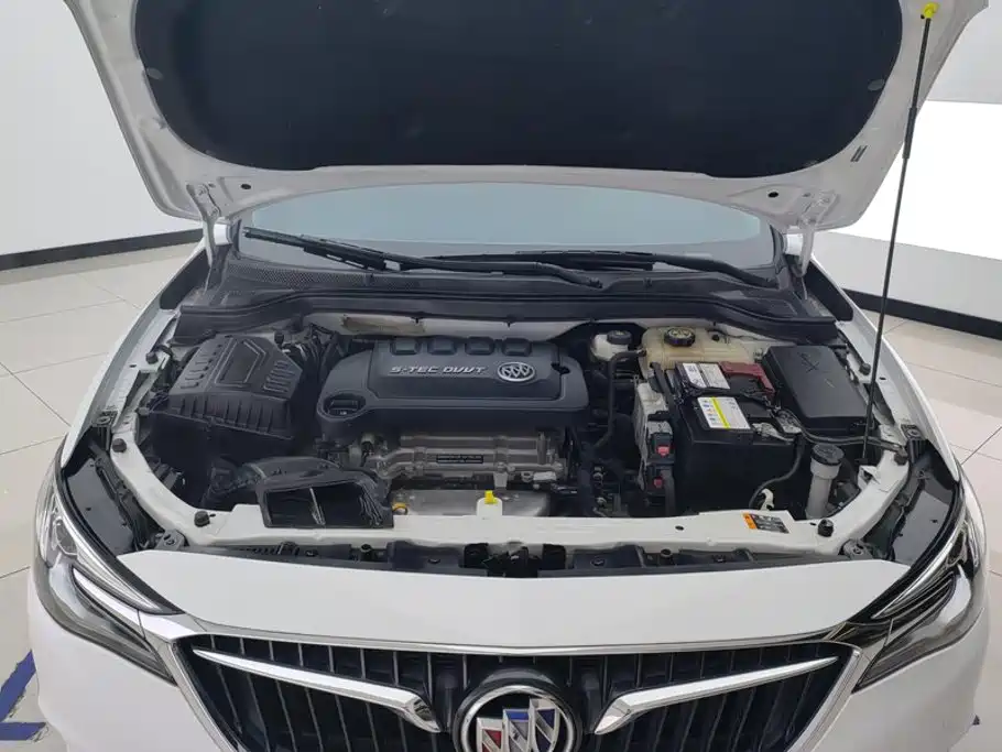 Buick Excelle — миниатюра 10