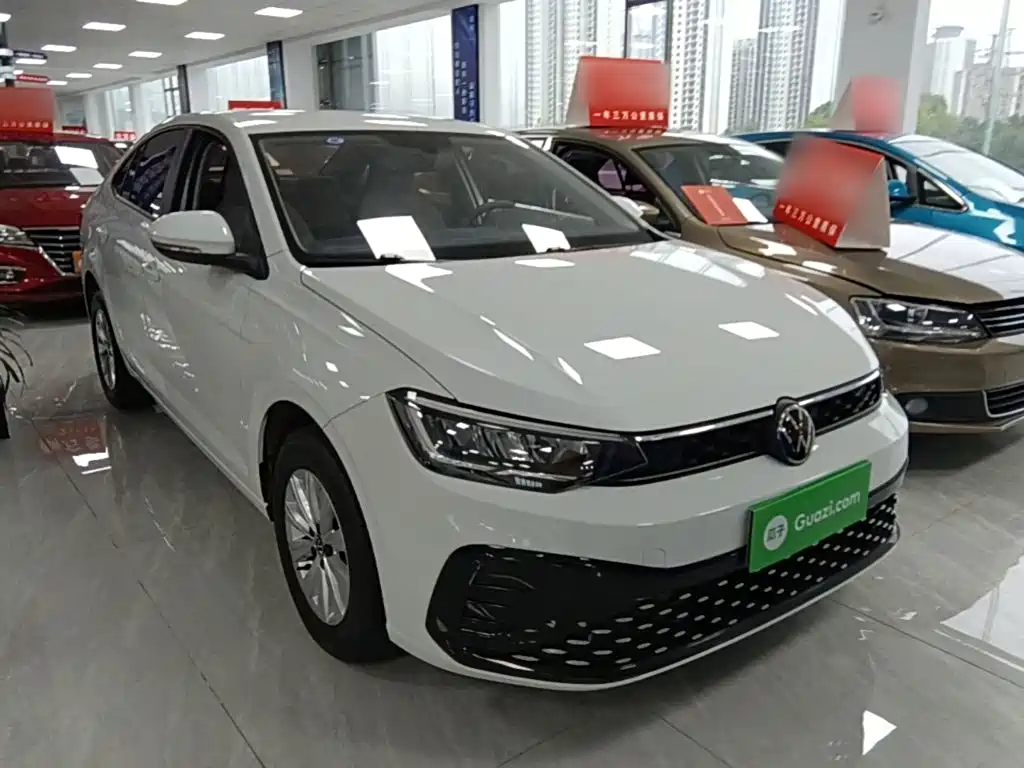 Volkswagen Lavida — миниатюра 4