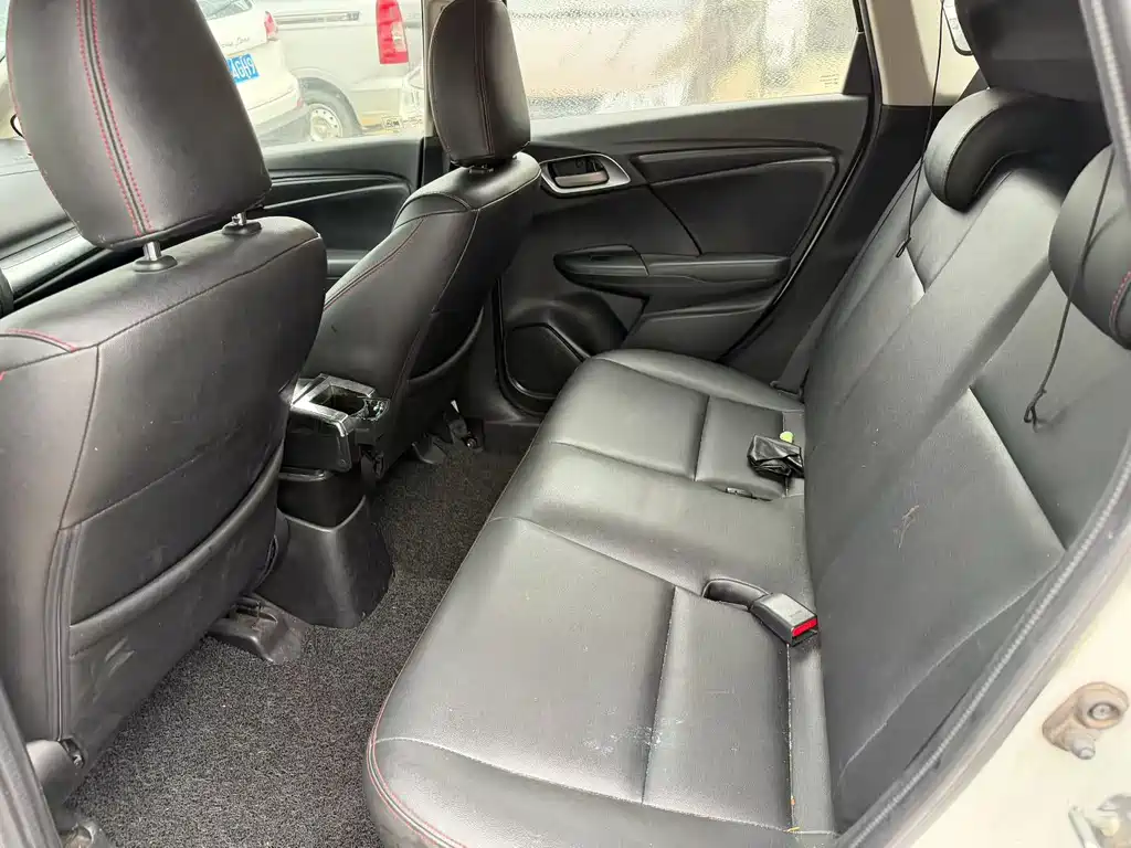 Honda Fit — миниатюра 4