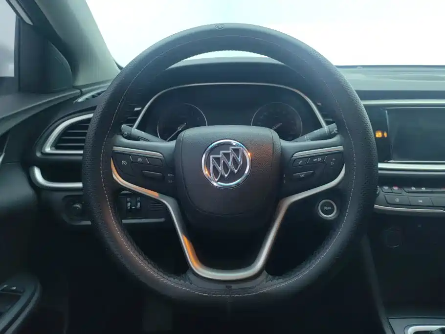 Buick Excelle — миниатюра 15