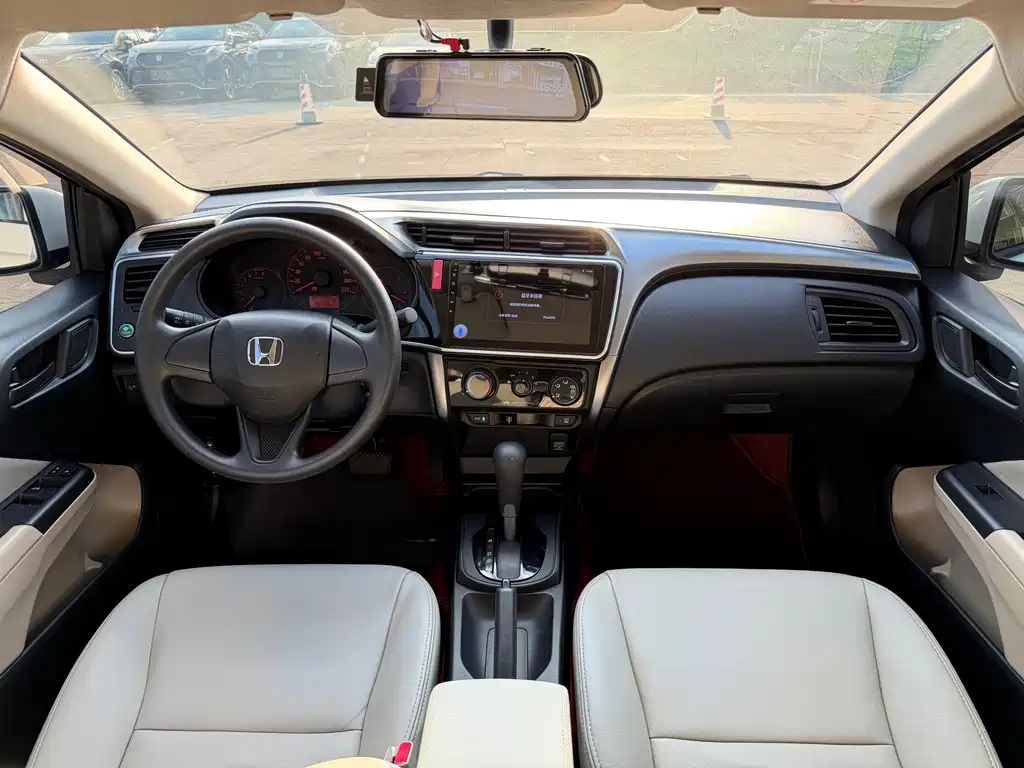 Honda City — миниатюра 9