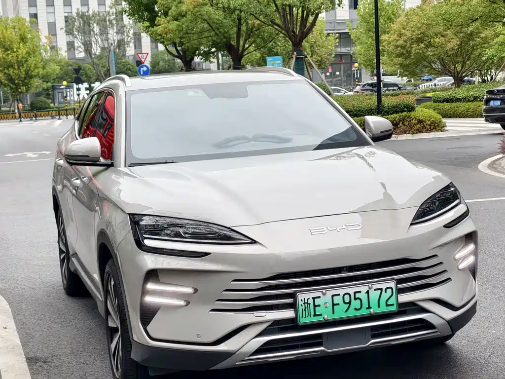 BYD Song Plus DM-i 2024 — фото 4