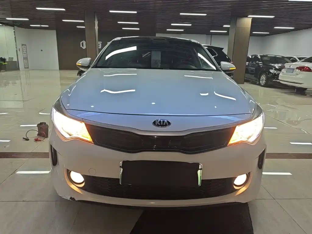 Kia K5 New Energy — миниатюра 3