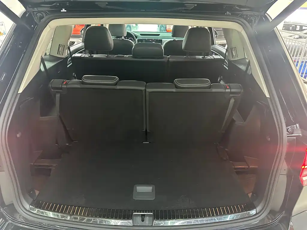 Volkswagen Teramont — миниатюра 12