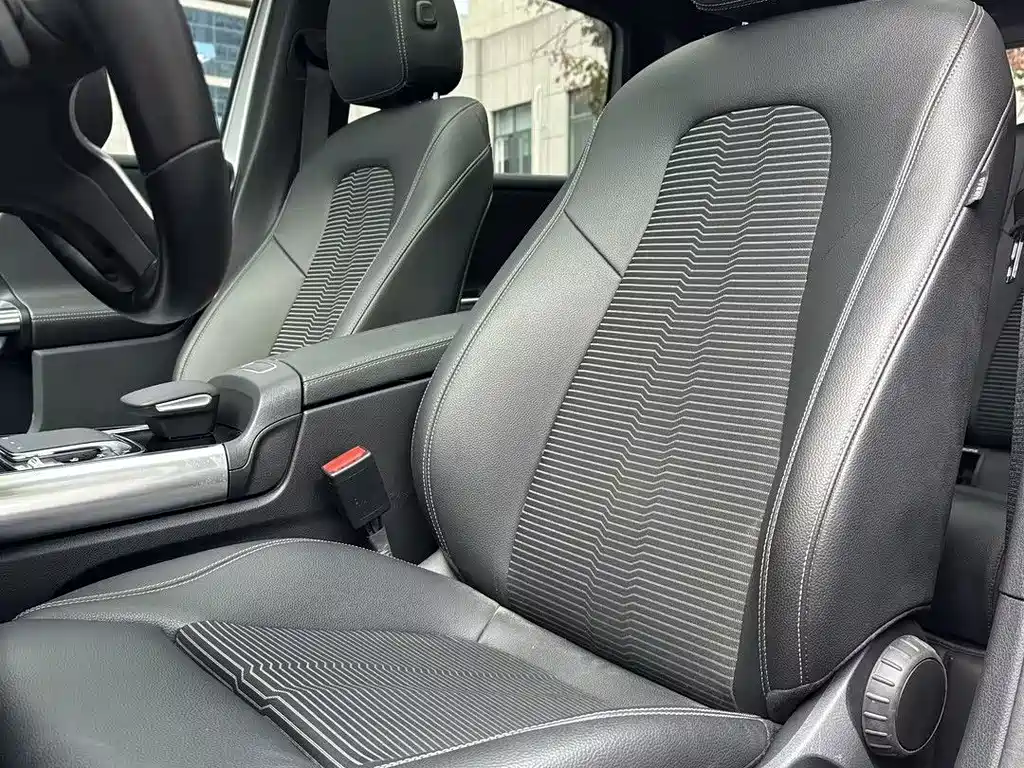 Mercedes-Benz B-Class — миниатюра 14
