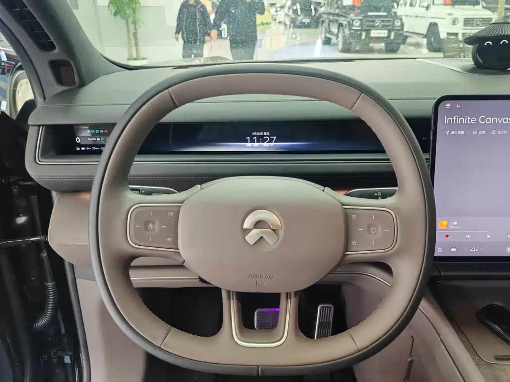 NIO ES8 — миниатюра 10
