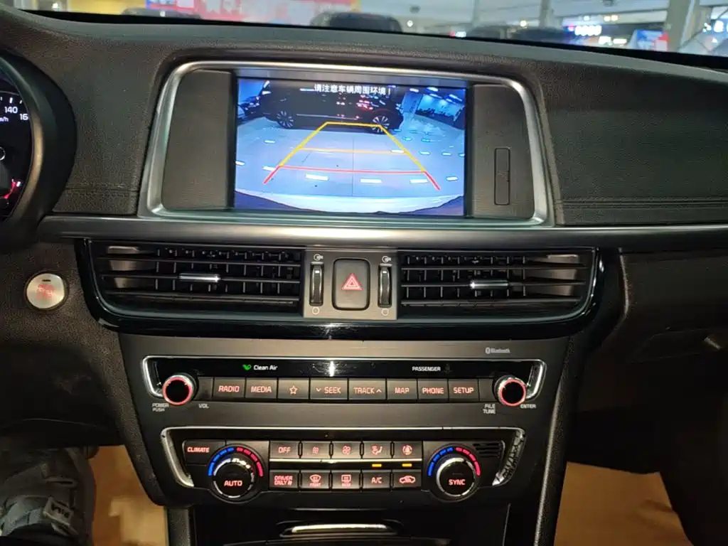 Kia K5 New Energy — миниатюра 13